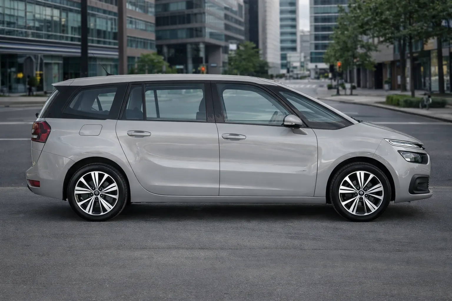 Model-Year Variations, Technical Data, and Correct Parts Information